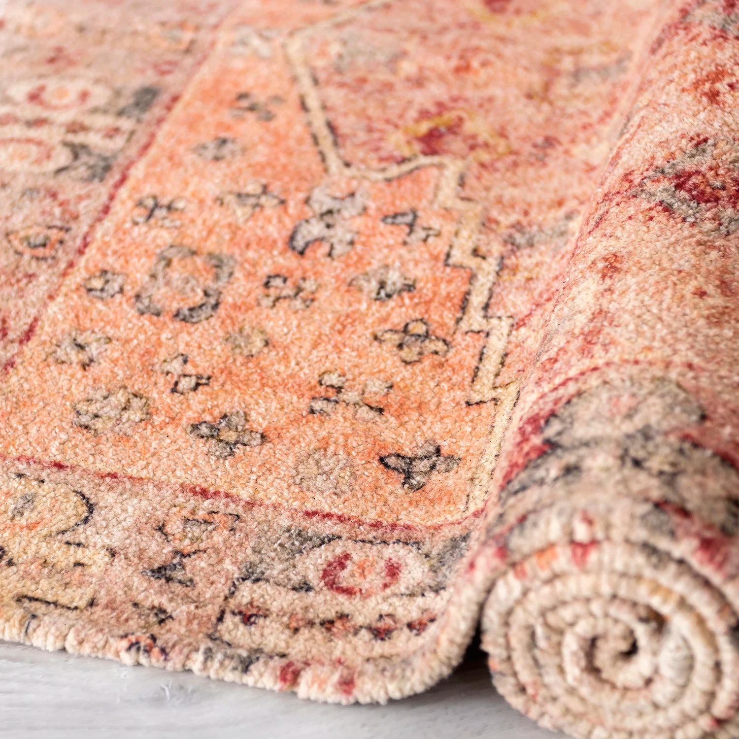 Tibesti Echo Carpet