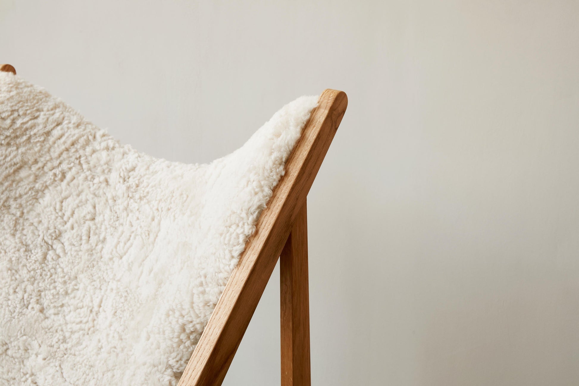 Homio Decor Alpina Sheepskin Armchair