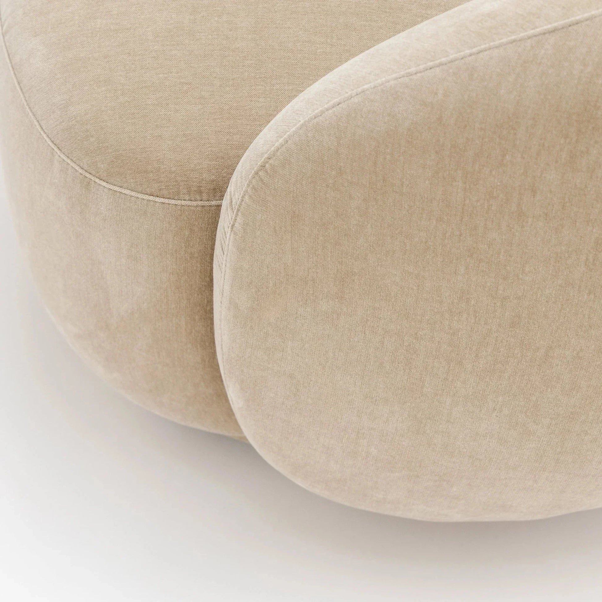 Homio Decor Boucle Curved Chair