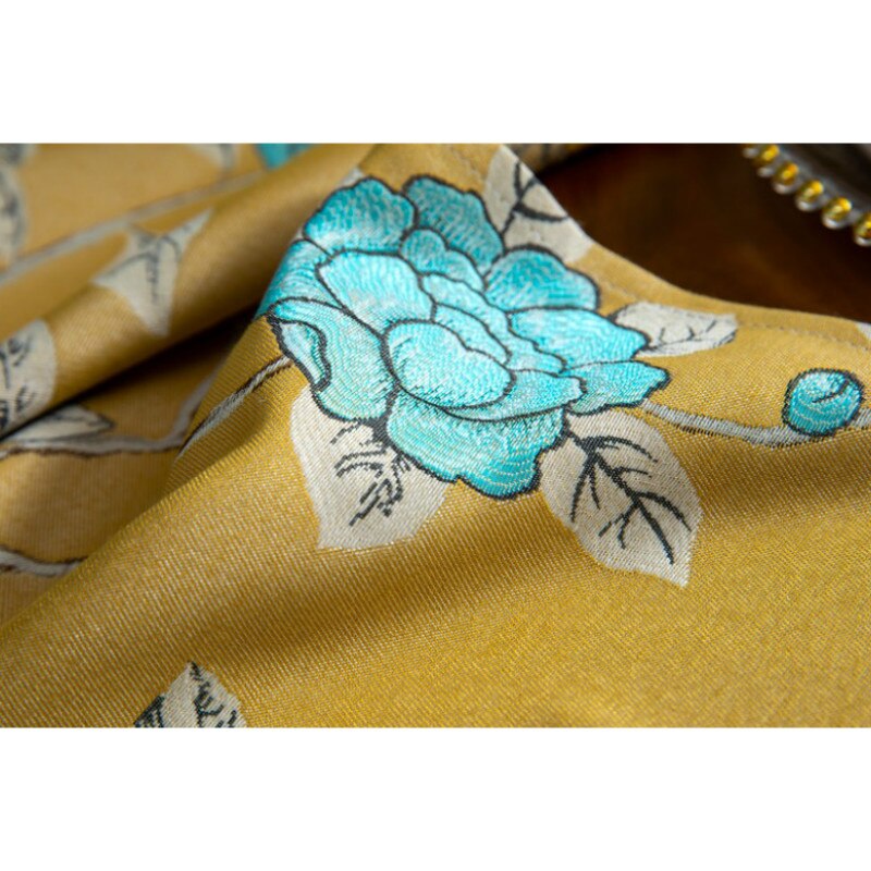 Luxury Flora Leaf Table Runner - Homio Decor