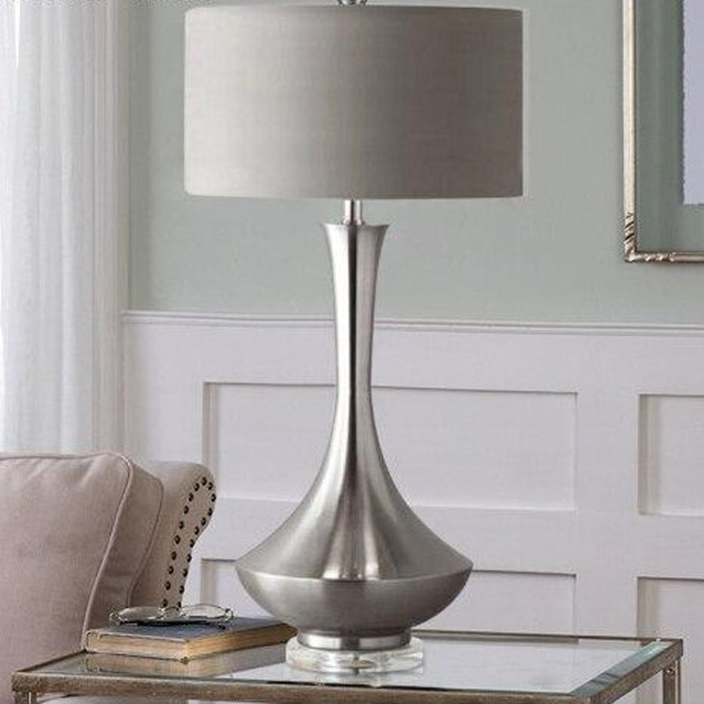 Simple Post-Modern Iron Table Lamp - Homio Decor
